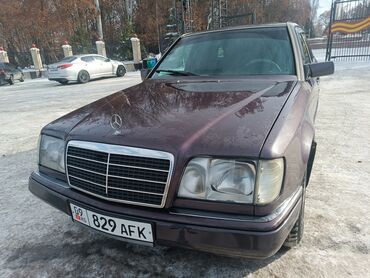 авто продажи: Mercedes-Benz E-Class: 1993 г., 2 л, Механика, Бензин, Седан