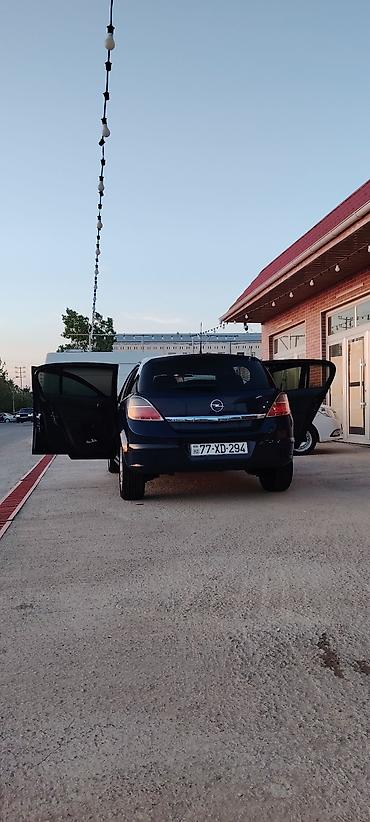 turbo az kia rio 2015: Opel Astra H – 5 qapılı hetçbek - Kuzov: tünd mavi, hetçbek, arxa — 7
