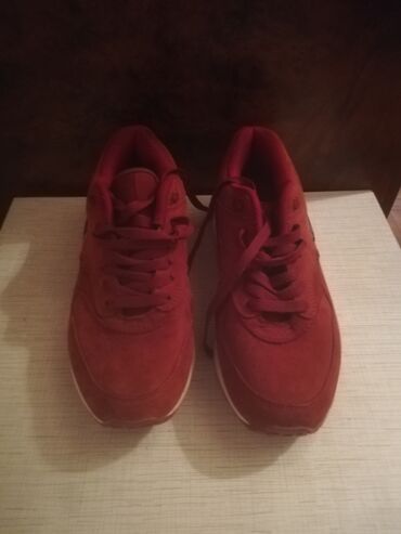 детские кроссовки сороконожки: İdman ayaqqabısı. Az işlənmiş. Təzə kimidir
. 38 39. 10 azn