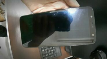Boşqablar: Samsung Galaxy J8, 32 GB, rəng - Qara, Barmaq izi, Face ID