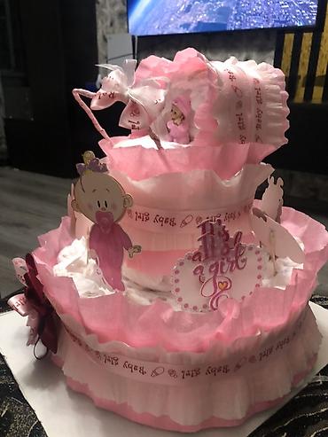 tort 8: “It’s a girl” tematında qız uşağı üçün hədiyyə qutusu/diaper cake — 1