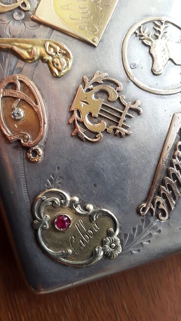 Digər əntiq əşyalar: Gůmůş 84 prob Carskiy probdu . Űstundekiler hammisi qizildi hardasa — 23