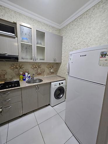 gəncə komsomol: Salam ev uzunmüddətli verilir. Qara Qarayev metrosunun duz çıxışında — 7