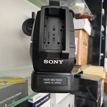 Videokameralar: Sony HXR-MC1500 peşəkar videokamera Yaxşı malın qiyməti üstündə olur — 2