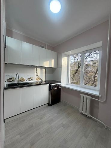 Продажа квартир: 3 комнаты, 48 м², 3 этаж — 6