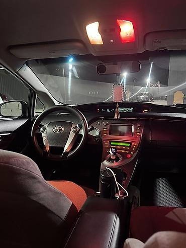 g comp: Toyota Prius: 2015 г., 1.8 л, Робот, Гибрид, Хэтчбэк — 8