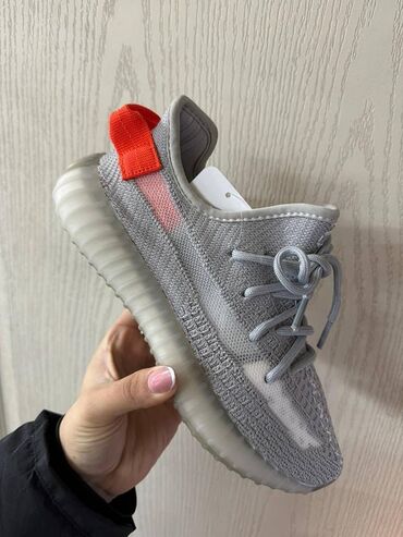 svecane haljine sa resama: Trainers, size - 46