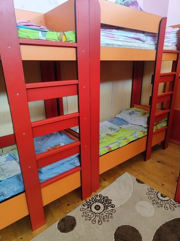 taxt üçün matras: Для девочки и мальчика, Б/у, Кровать, Без выдвижных ящиков