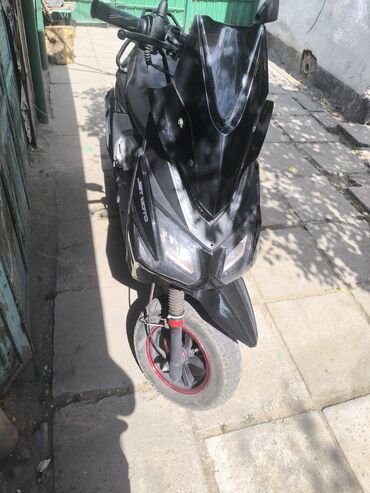 купить мини мотоцикл для детей на бензине: Продаю Скутер Jett Moto в черном цвете, На полном ходу. Есть небольшие