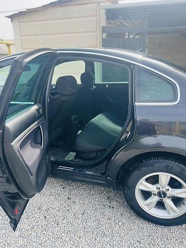 pasat: Volkswagen Passat: 2002 г., 2 л, Механика, Бензин, Седан — 9