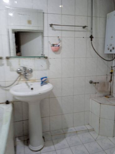 Uzunmüddətli kirayə evlər: 75 kv. m, 3 otaqlı — 7