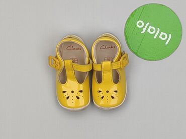 Buciki niemowlęce: Buciki niemowlęce, Clarks, 19, stan - Bardzo dobry w lalafo.pl — 2 Buciki niemowlęce: Buciki niemowlęce, Clarks, 19, stan - Bardzo dobry — 2