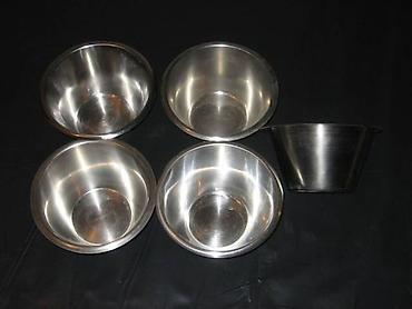 Medicinska oprema: Špric 100 ml za pretakanje ispiranje. Može i za druge namene . Kao — 22