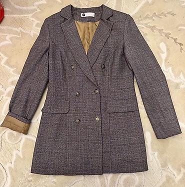 Üst geyimi: Qadın dəbli blazerlər – 3 rəng - Qara ikiqat düyməli blazer: klassik — 5