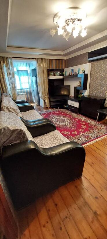 Uzunmüddətli kirayə mənzillər: Akim Abbasov kucesində bir otaqlı mənzil kirayə verilir. Tri Karonanan — 1