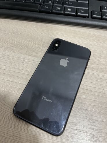 Apple iPhone: IPhone Xs, Б/у, 64 ГБ, Черный, Чехол, 78 %
