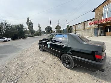Volkswagen: Volkswagen Vento: 1995 г., 1.8 л, Механика, Газ, Седан — 2