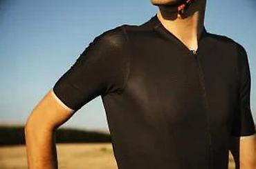 Oprema za bicikliste: DRES FORCE KRATKI RUKAV, CRNA-ZLATNA | Dres je dizajniran za vozače — 11