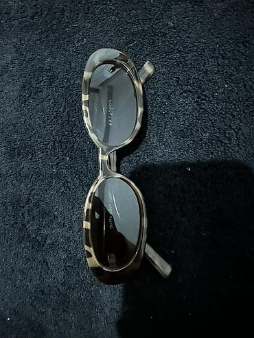 ackilər: Oval formalı gün eynəyi - Dizayn: Retro ilhamlı, kiçik-oval forma - — 2