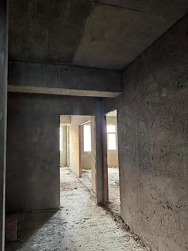 2 otaqlı ev: Həzi Aslanov qəs., 2 otaqlı, Yeni tikili, m. Həzi Aslanov, 92 kv. m — 2