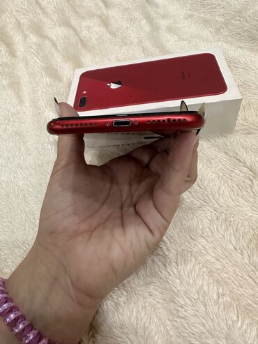 IPhone 8 Plus, Б/у, 64 ГБ, Красный, Зарядное устройство, Защитное стекло, Чехол, 77 %