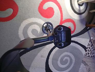 qizil axtaran dedektor: Metal detektoru – LCD ekranlı, çox rejimli Xüsusiyyətlər: - Rəqəmsal — 9