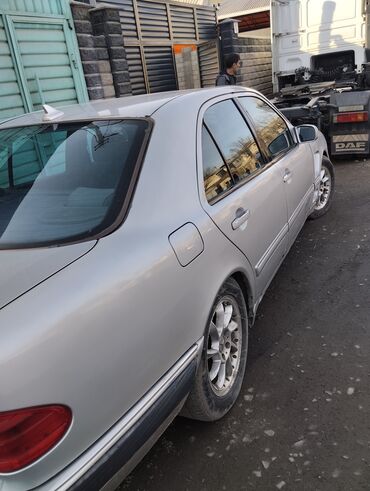 машина мерс с: Mercedes-Benz E-Class: 1997 г., 0.2 л, Автомат, Бензин, Седан