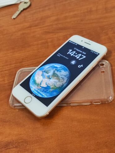 продать айфон 4: IPhone 8, 64 ГБ, Matte Gold