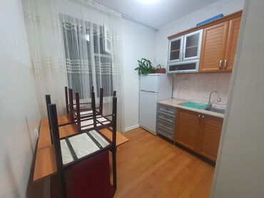 Посуточная аренда комнат: 270 м², С мебелью — 16