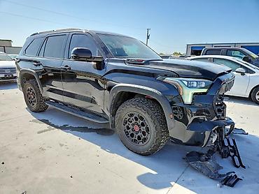inter: Toyota Sequoia: 2024 г. — 2