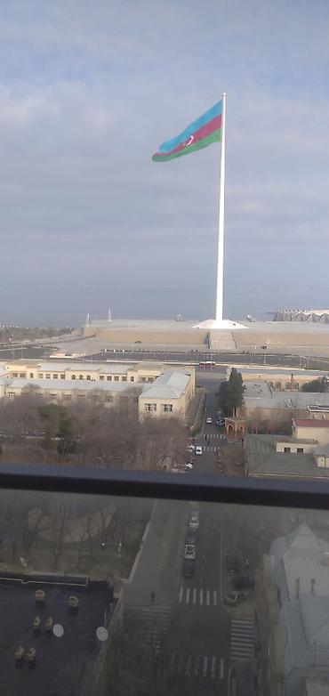 Mənzillər: 4 otaqlı, Yeni tikili, 177 kv. m — 3