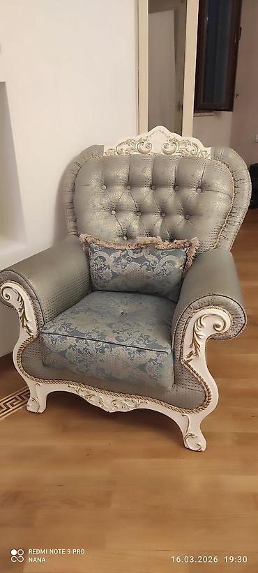 Ev üçün mebel: İşlənmiş, Klassik divan, Divan, Bazasız, Açılmayan — 2