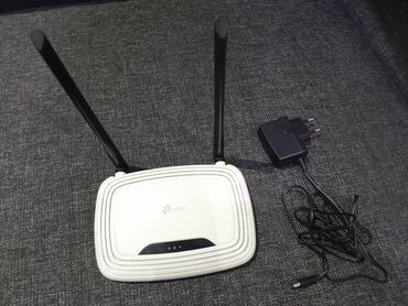 azercell wifi router: TP Link wifi router. Əla çalışır. Heç bir problemi yoxdur