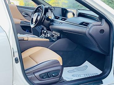 Lexus: Lexus ES: 2019 г., 2.5 л, Автомат, Гибрид, Седан — 13