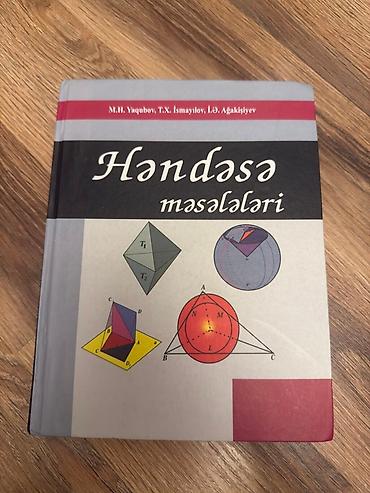 şahmat fiqurları: Bu iki kitab M.H. Yaqubov, T.X. İsmayılov və L.Ə. Ağakəşiyev — 2