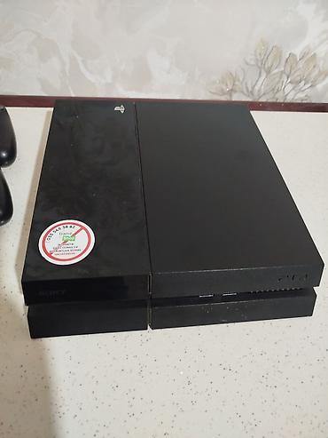 ремонт тв бокса: PlayStation 4 (PS4) oyun konsolu paketi - Model: PS4 (klassik korpus) — 2