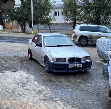 беха машина: BMW 3 Series E36, стоит мотор м50 б30 тяга очень хорошая калектора