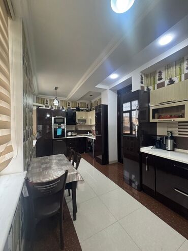 Köhnə tikili: Bakı, Əhmədli, 5 otaqlı, Köhnə tikili, m. Əhmədli, 160 kv. m — 8