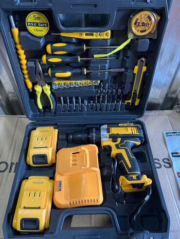 наборы: Набор инструментов в кейсе с аккумуляторной дрелью-шуруповертом