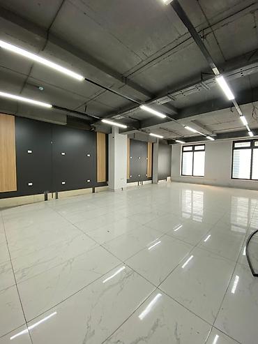 глобус токмок: Аренда офисов, 80 м², В жилом комплексе — 3