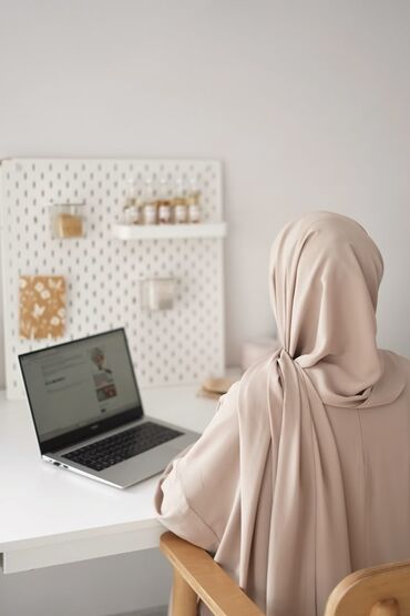 работа в сша: Xəyalındakı iş hansıdır? Evdən, istədiyin qrafiklə, uşaqlarından