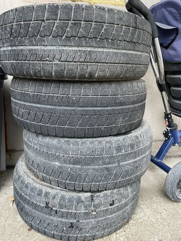 диска покрышка: Шиналар 205 / 55 / R 16, Кыш, Комплект, Жеңил унаалар, Жапония, Bridgestone