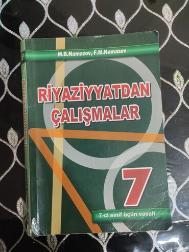 Digər məktəb dərslikləri: RİYAZİYYAT ÇALIŞMALARİ. 7Cİ SİNİF . Səhvələrində cavabları