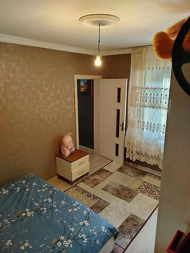 Həyət evləri və villaların satışı: Satılır: Həyətyanı sahəsi olan kiçik fərdi ev - Plan: girişdə örtülü — 9