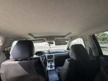 Volkswagen: Volkswagen Passat: 2 l | 2010 il Sedan — 12