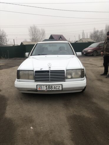 Mercedes-Benz: Mercedes-Benz W124: 1989 г., 2.3 л, Механика, Бензин, Седан