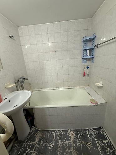 105: 3 комнаты, 82 м², Асанбай мкр 105 серия, 3 этаж, Косметический ремонт — 6
