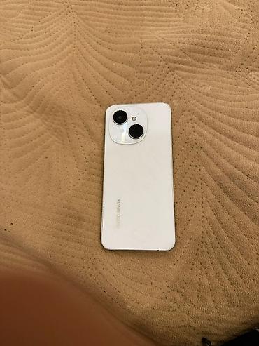 Tecno: Tecno Spark, 128 ГБ, цвет - Белый, 2 SIM — 3