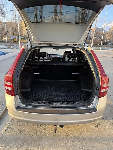 Kia: Kia Ceed: 2008 г., 2 л, Механика, Бензин, Универсал — 9