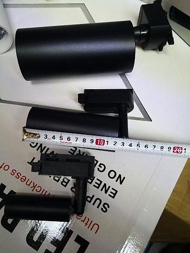 Rasveta: Šinski Reflektori 4200k 30w beli crni. Kontakt telefon za brži — 9